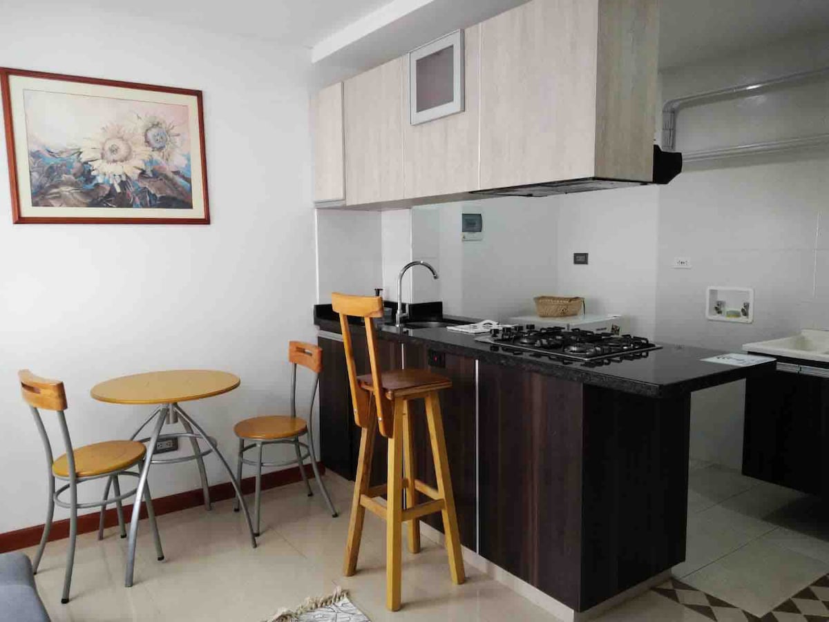 Hermoso e independiente  apartamento central