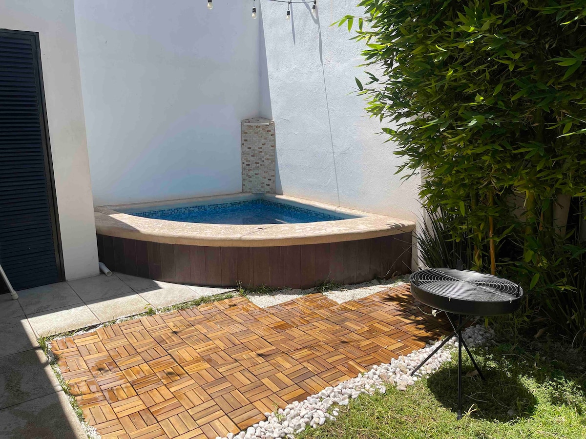 Romántica casa con Jacuzzi climatizado