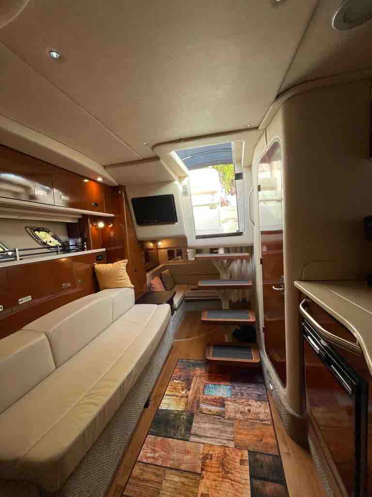 Luxury Yacht Hidden Haven Cabins
