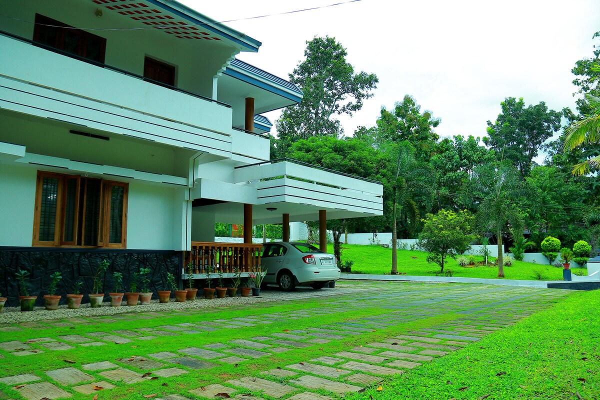 Zarahs Homestay  is a countryside homes in Kerala
