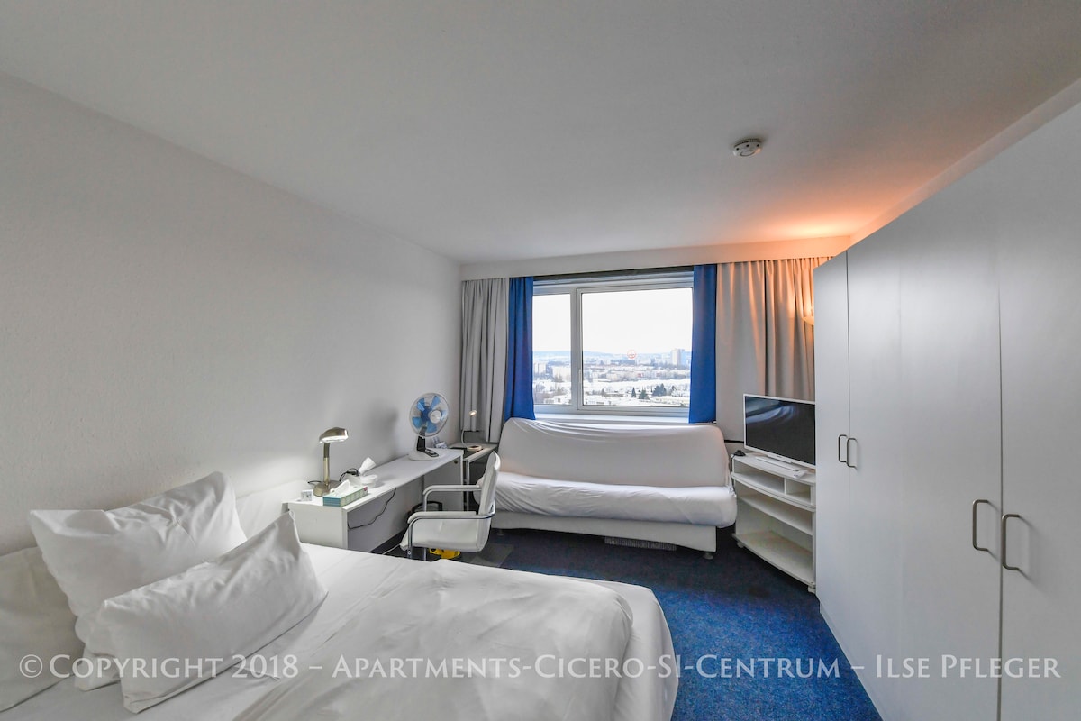 Apartments-Cicero-im-SI Centrum/免费停车！