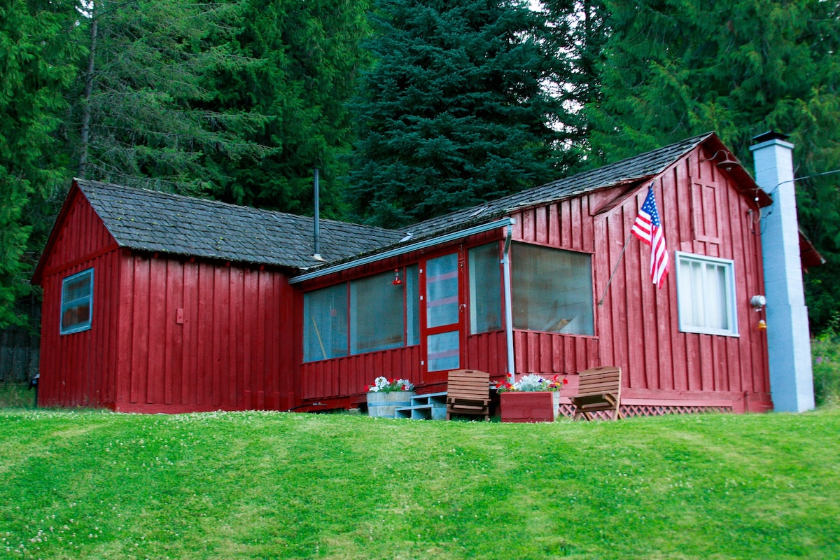 Lewis & Clark Trail Cabin @ Syringa