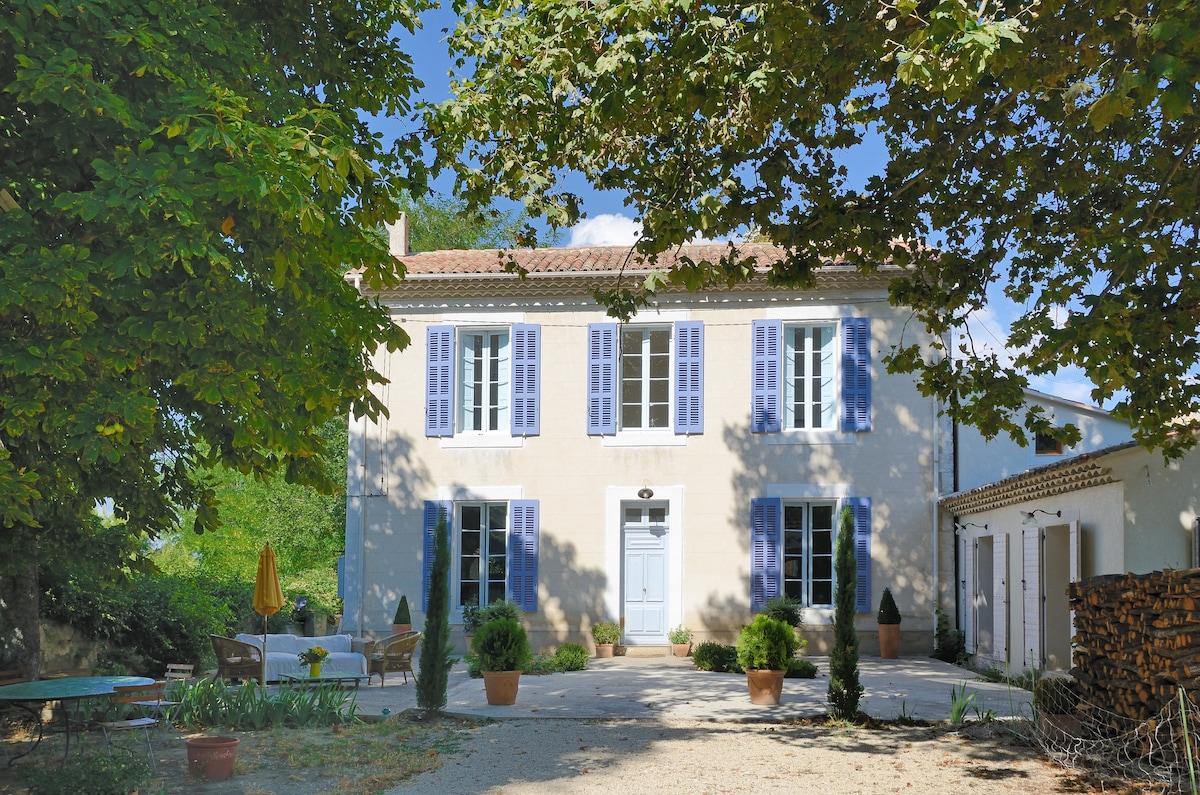 A Bastide in the Luberon, Provence