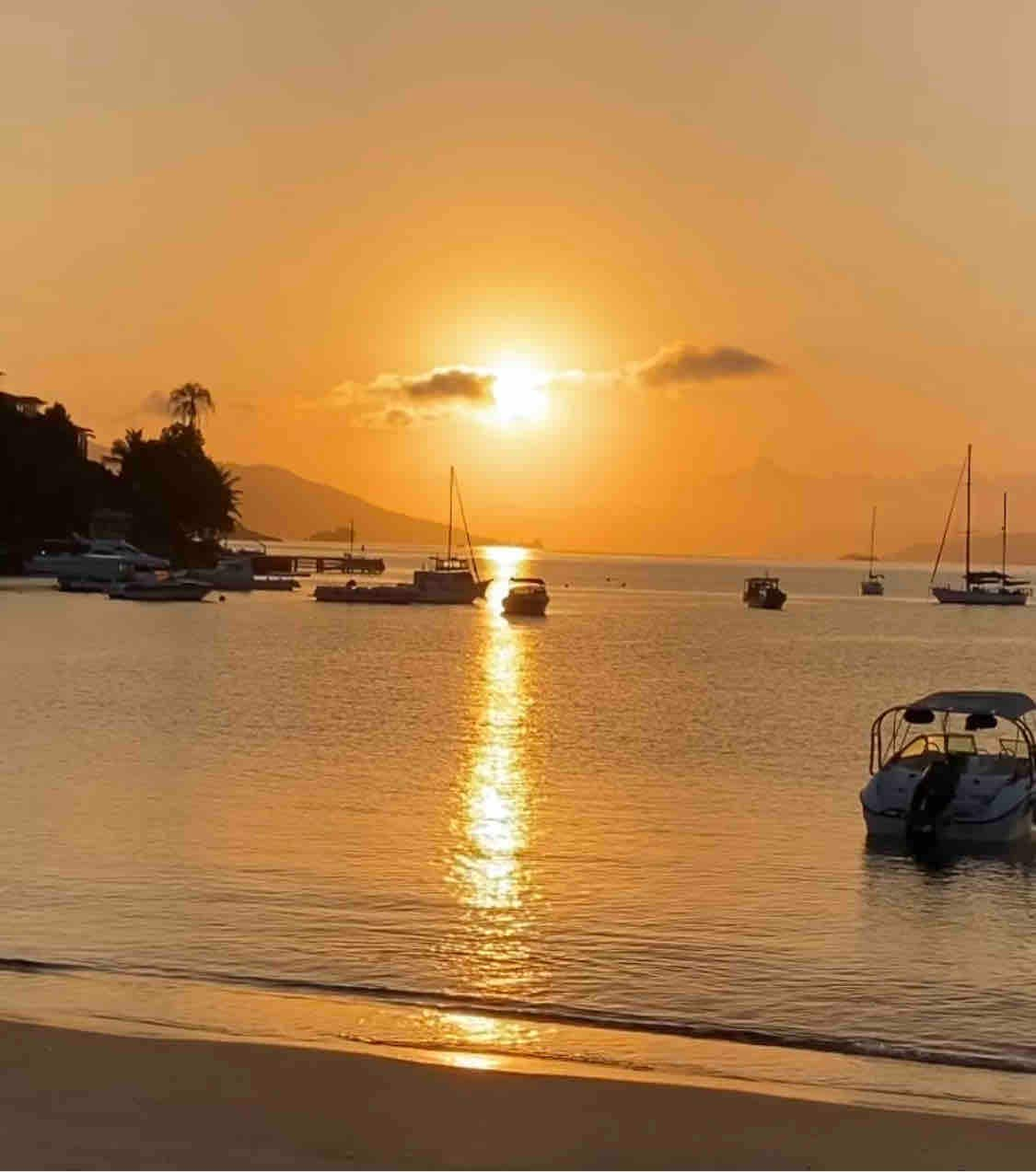 Apart inteiro 20 mts da praia, Bonfim Angra Reis