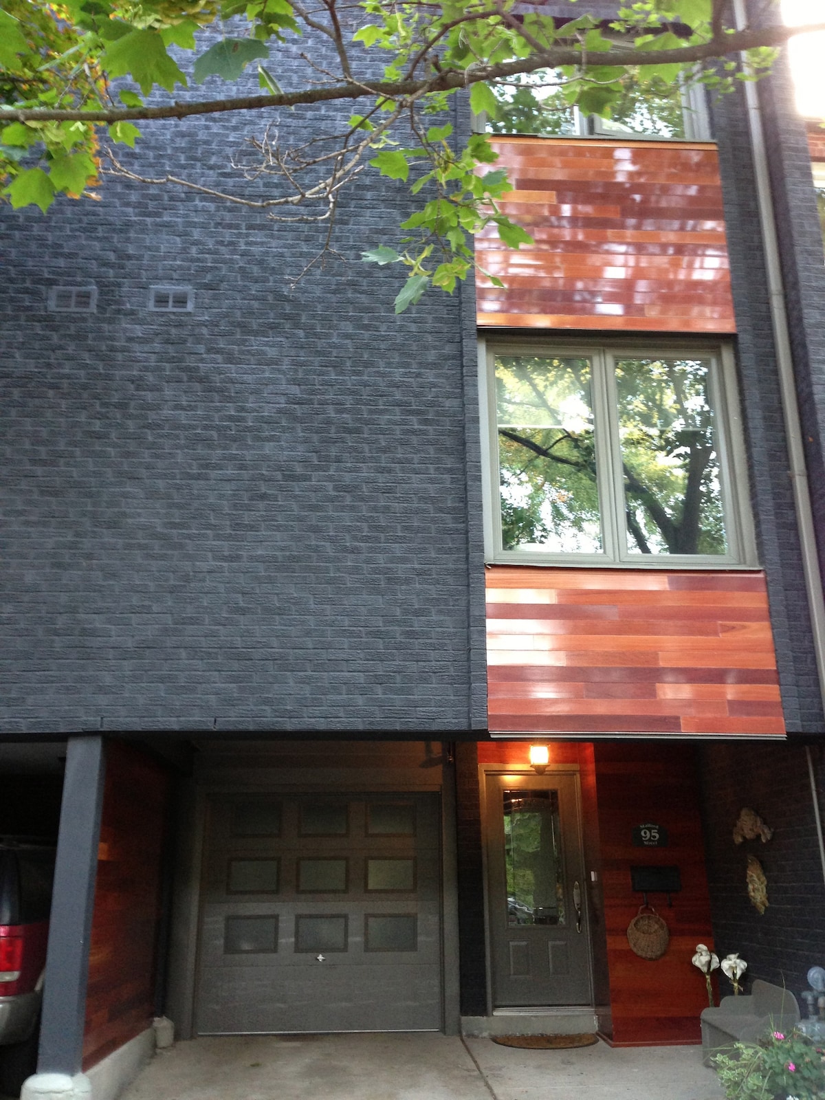 John & Bren 's Queen West 3卧室联排别墅