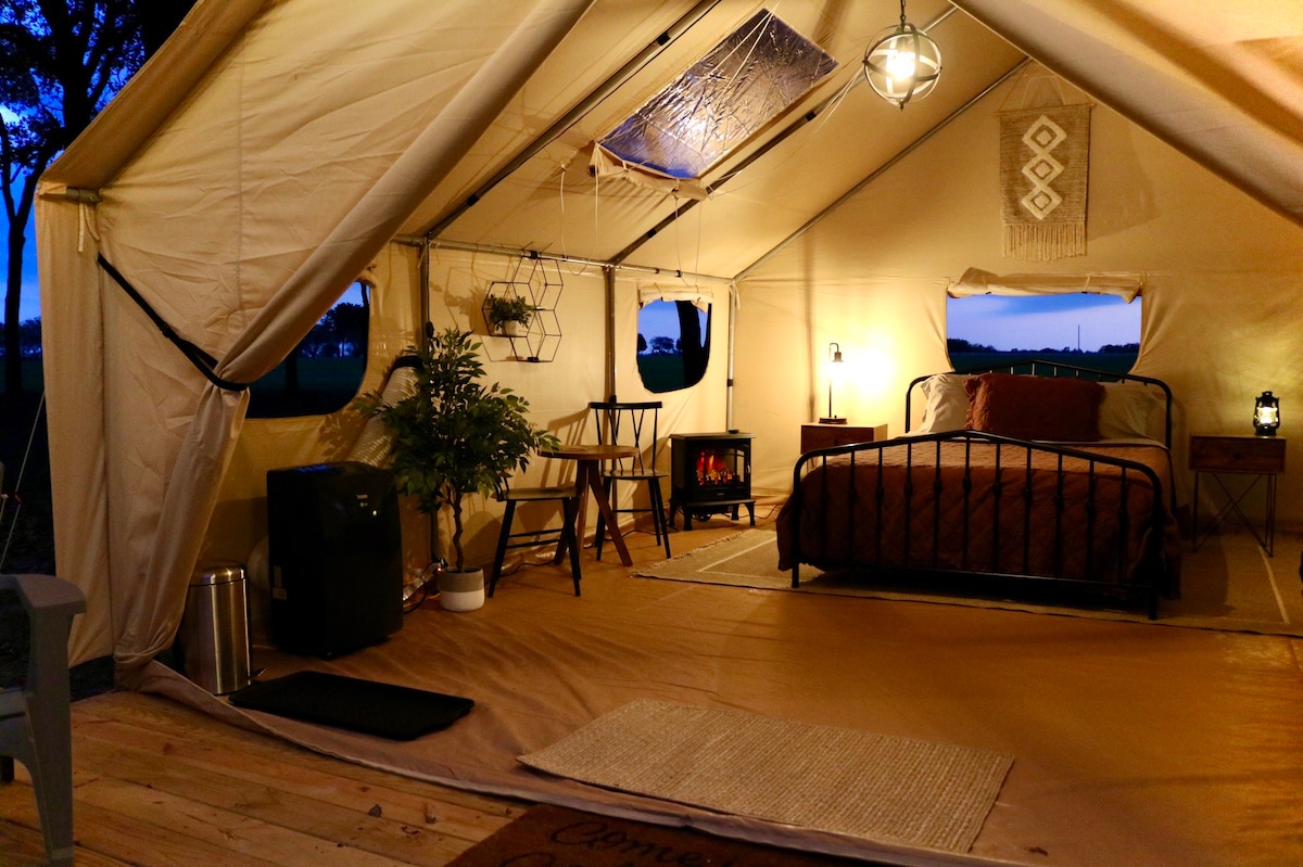 Wood Guest Ranch, Glamping