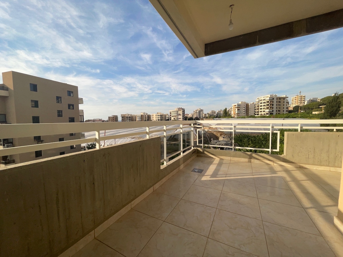 Lovely 2-bedrooms condo