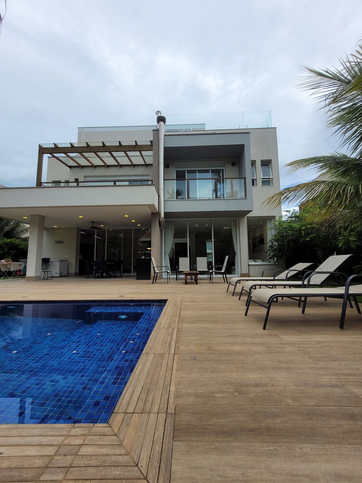 Vila Maravilhosa com piscina privativa