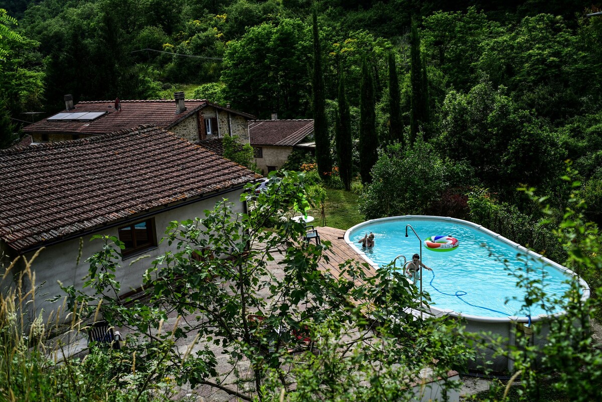 典型的托斯卡纳房子，有专属游泳池， Mugello