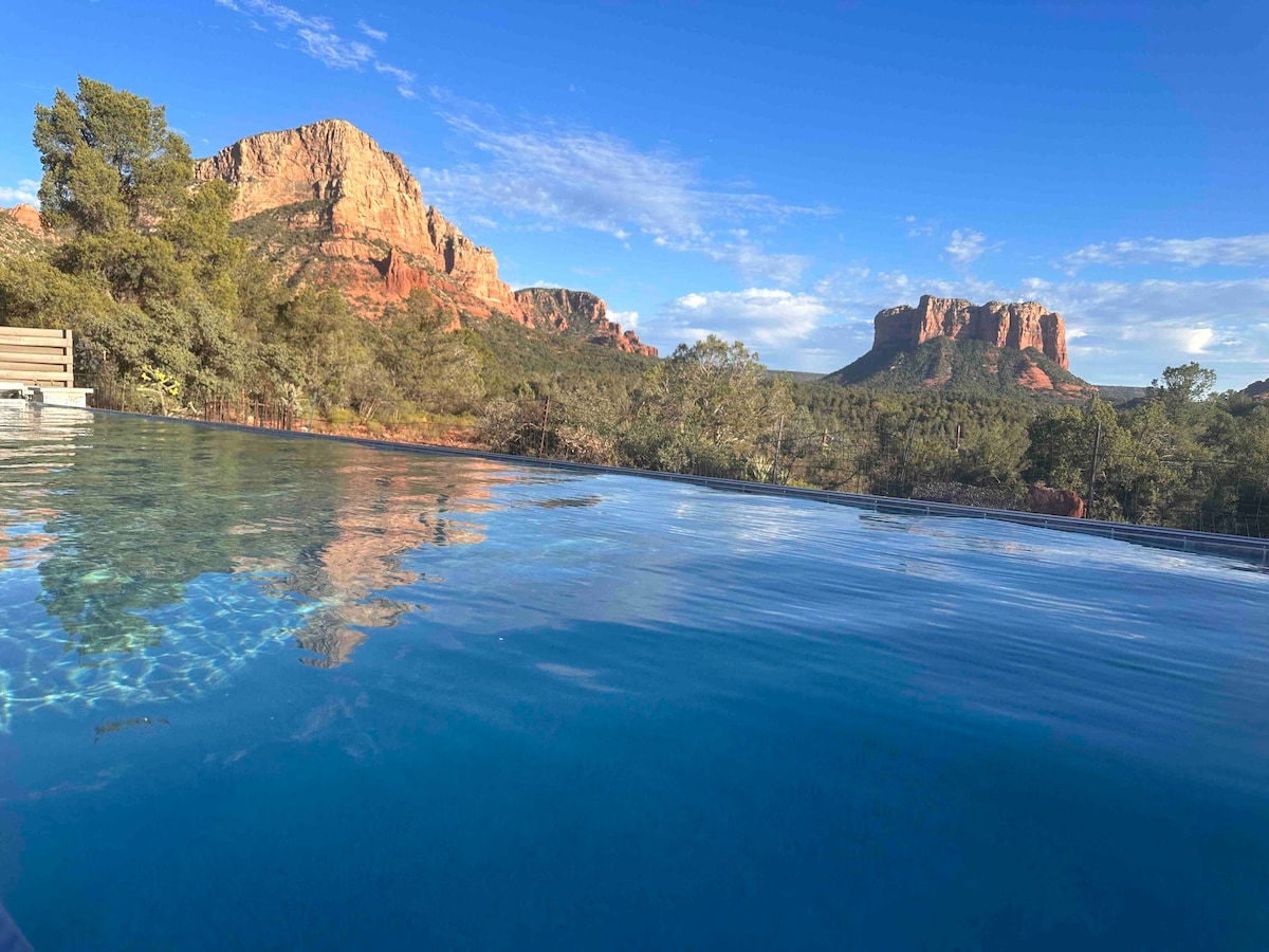 Hike Paradise with infinity pool