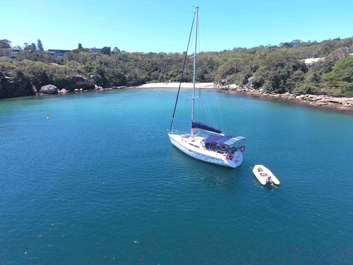 Romantic Overnight Yacht Escape - The Basin