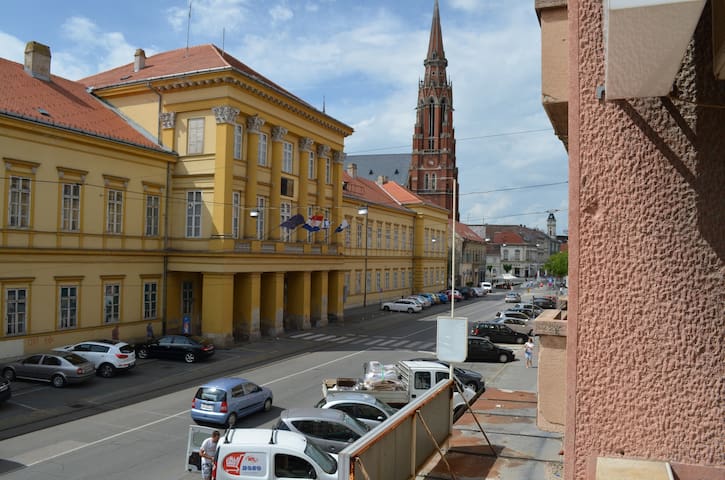 奥西耶克 (Osijek)的民宿