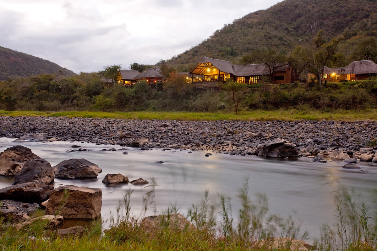 Duma Manzi生态小屋和水疗中心的Fish Eagle Lodge