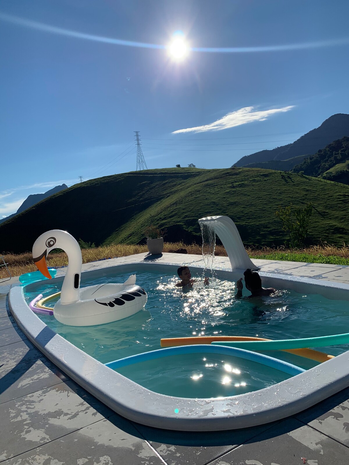 Casa de campo com piscina e uma linda vista 360°