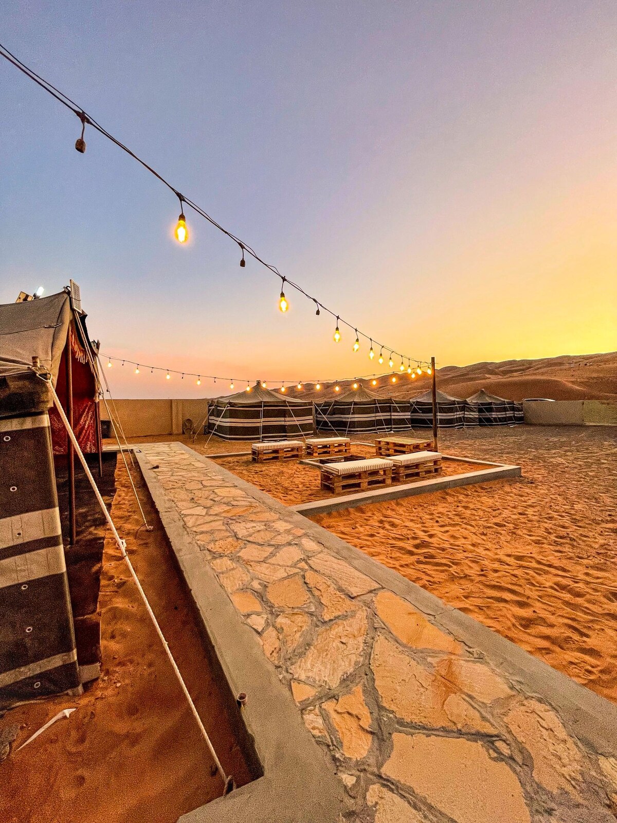 沙丘上的Nasnas营地（ bidyah ）