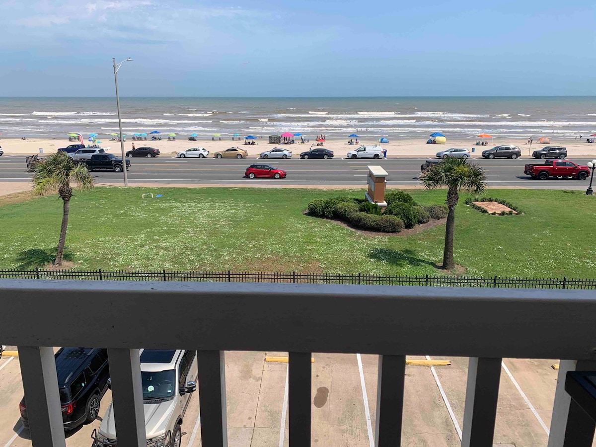 𓇼Beachfront Galveston+Heated Pools+Parking 𓇼