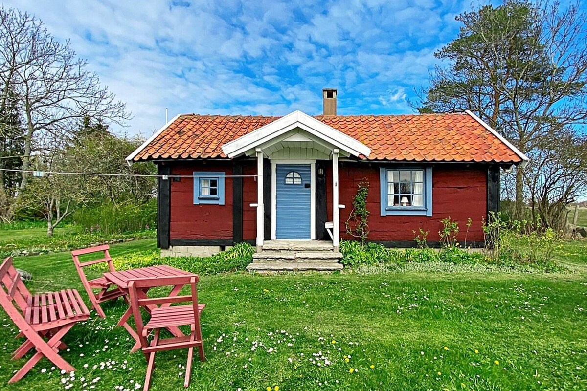 4 person holiday home in löttorp