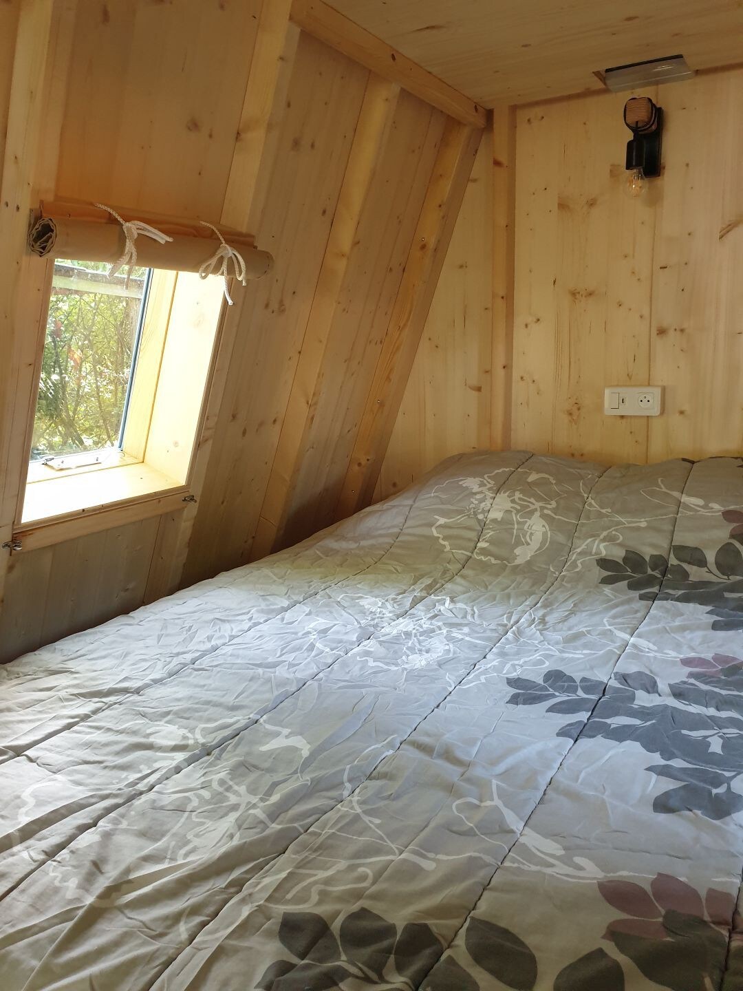 Cabane "embrun de mer" proche de l'océan