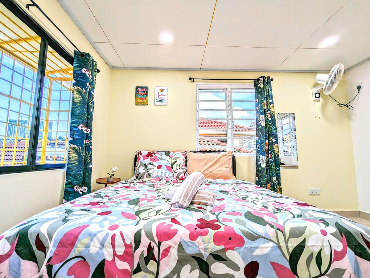 [NEW] Hostel Room w Private Bath in Kuala Lumpur