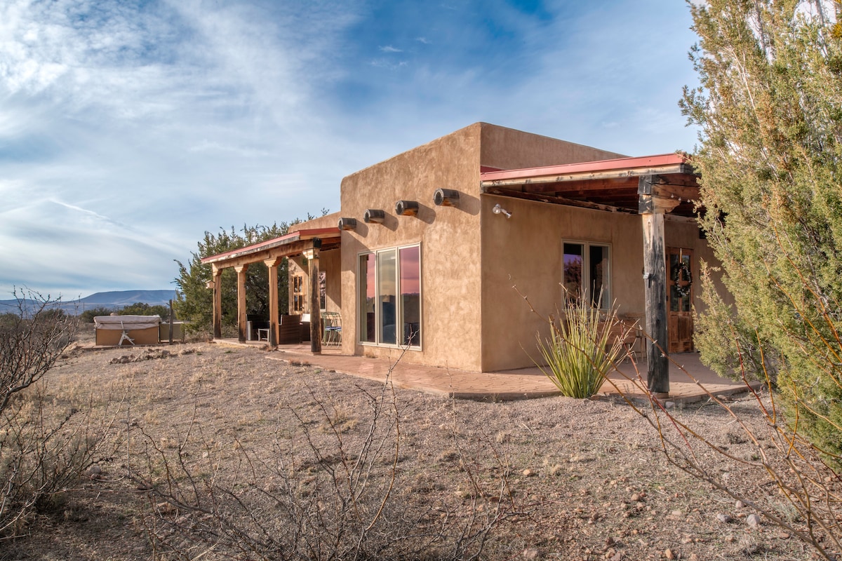 Guesthouse Las Palomas, Gila, NM.