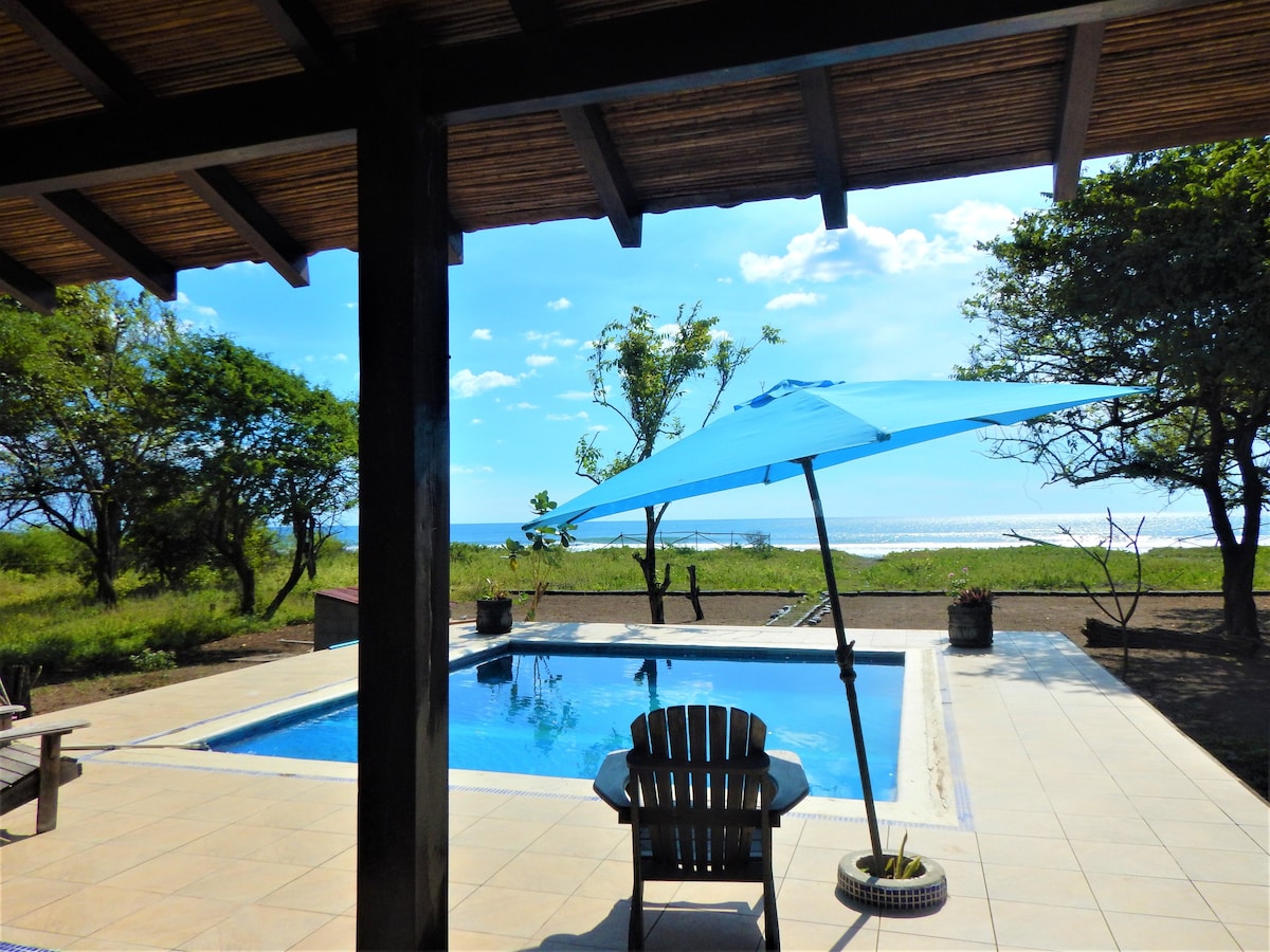 Casa Amarilla & Pool at Playa Tesoro