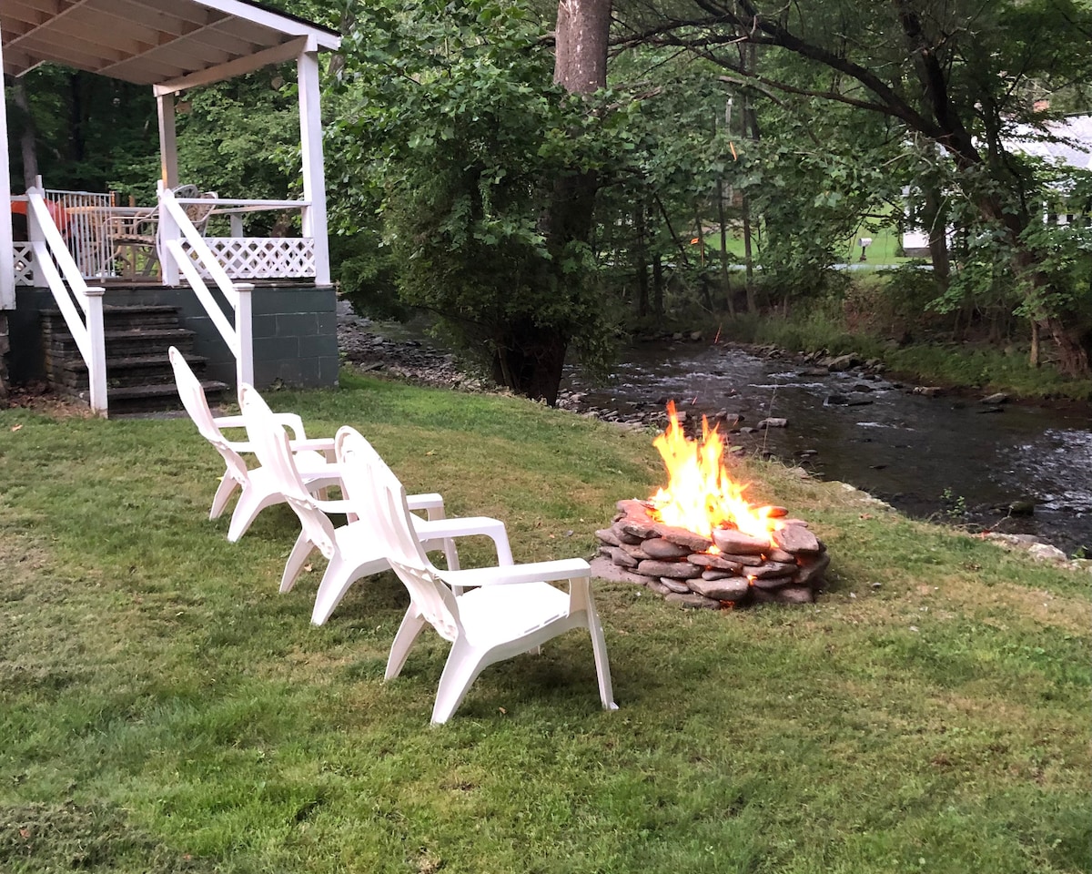 Callicoon Creek Farmhouse