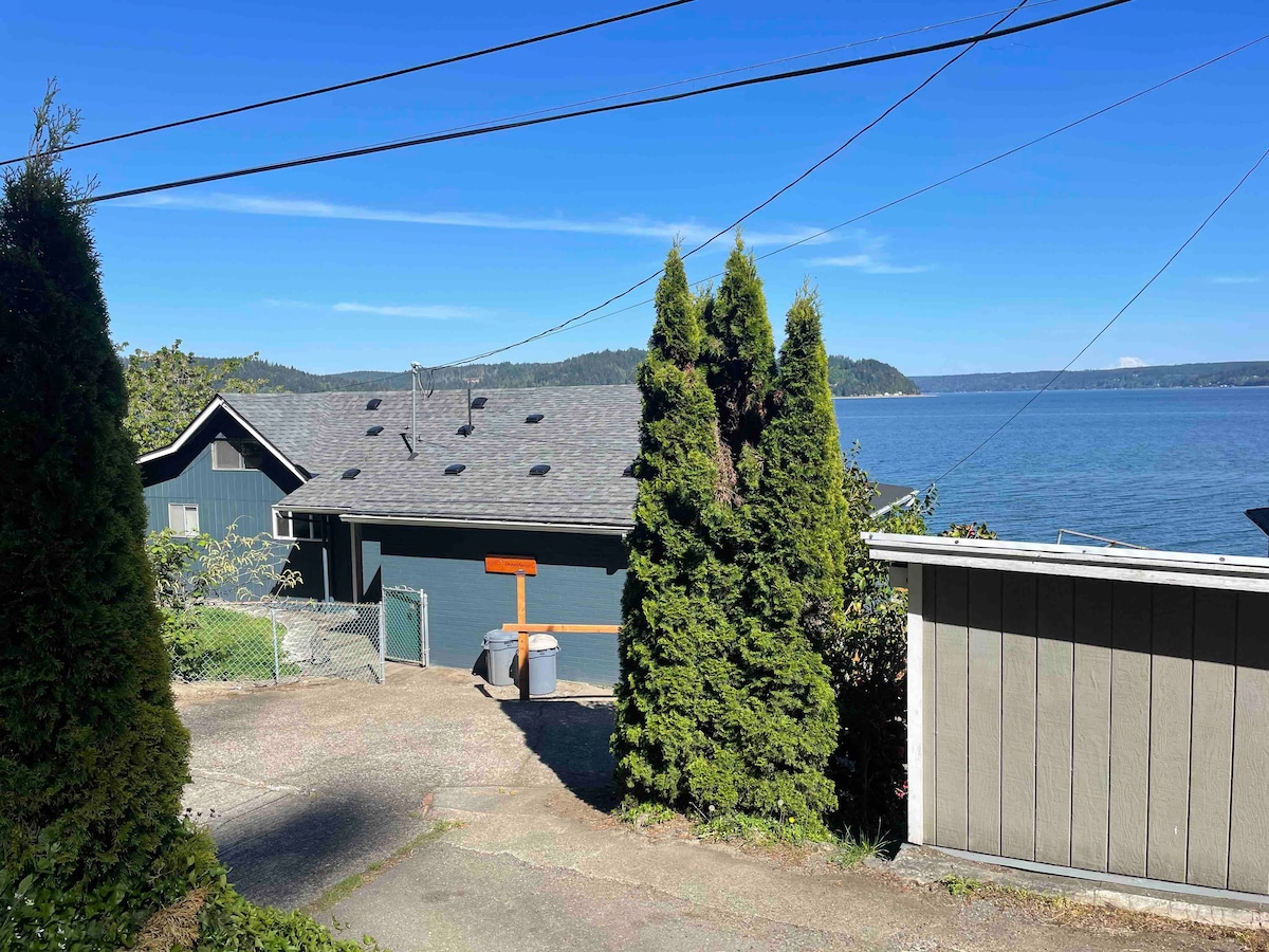 Sherry 's Hood Canal House