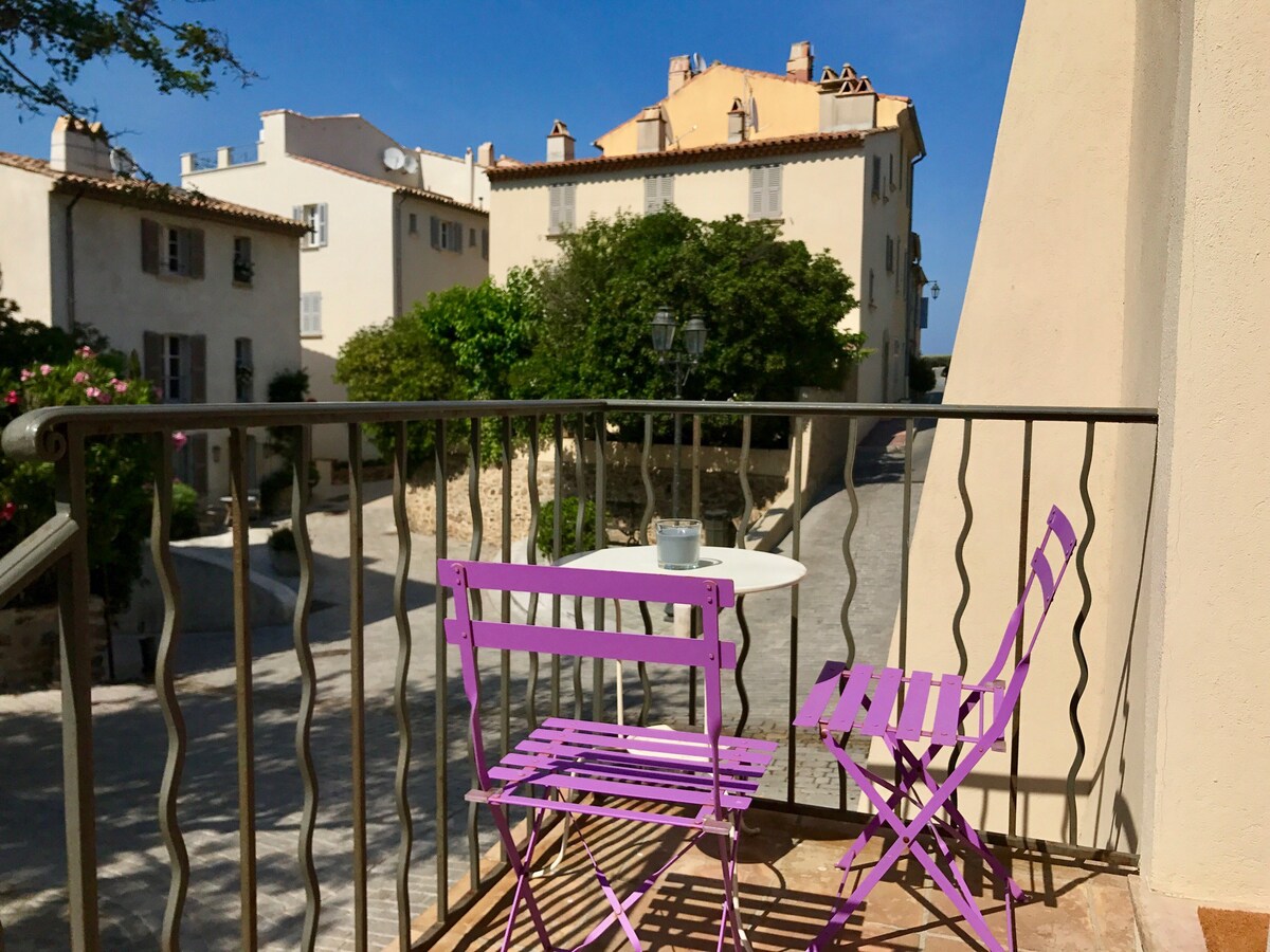 Central St-Tropez - Old Town Beach «La Ponche»