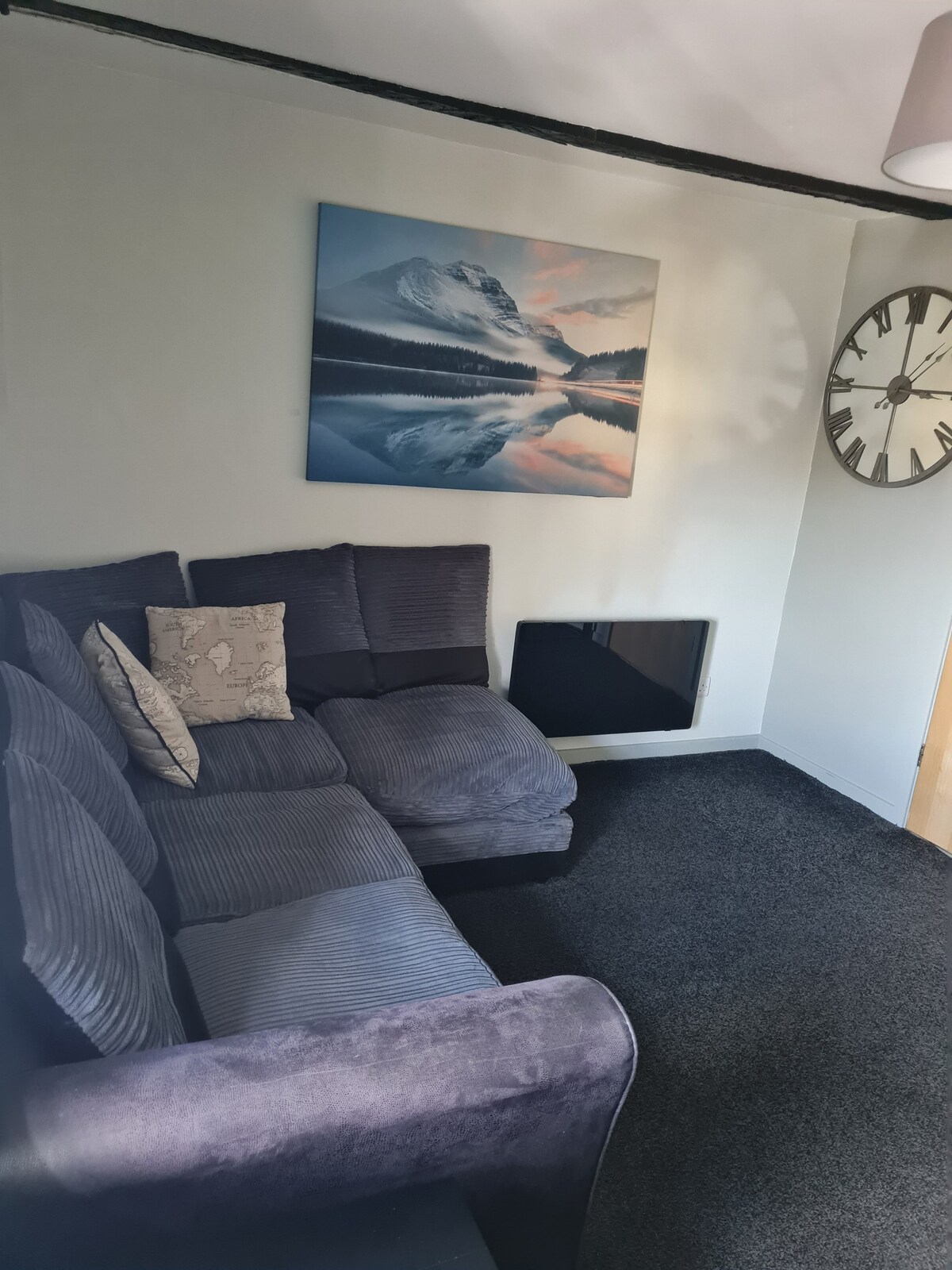 Modern 1 Bed Apartment in Central Buxton