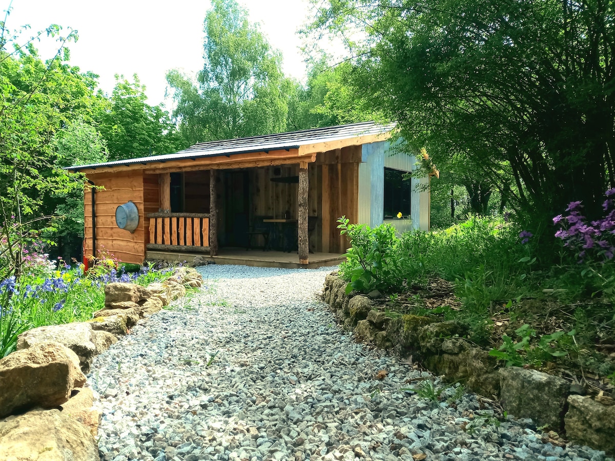 Coombe Top Cabin, sleeps 2, Dartmoor, Devon.