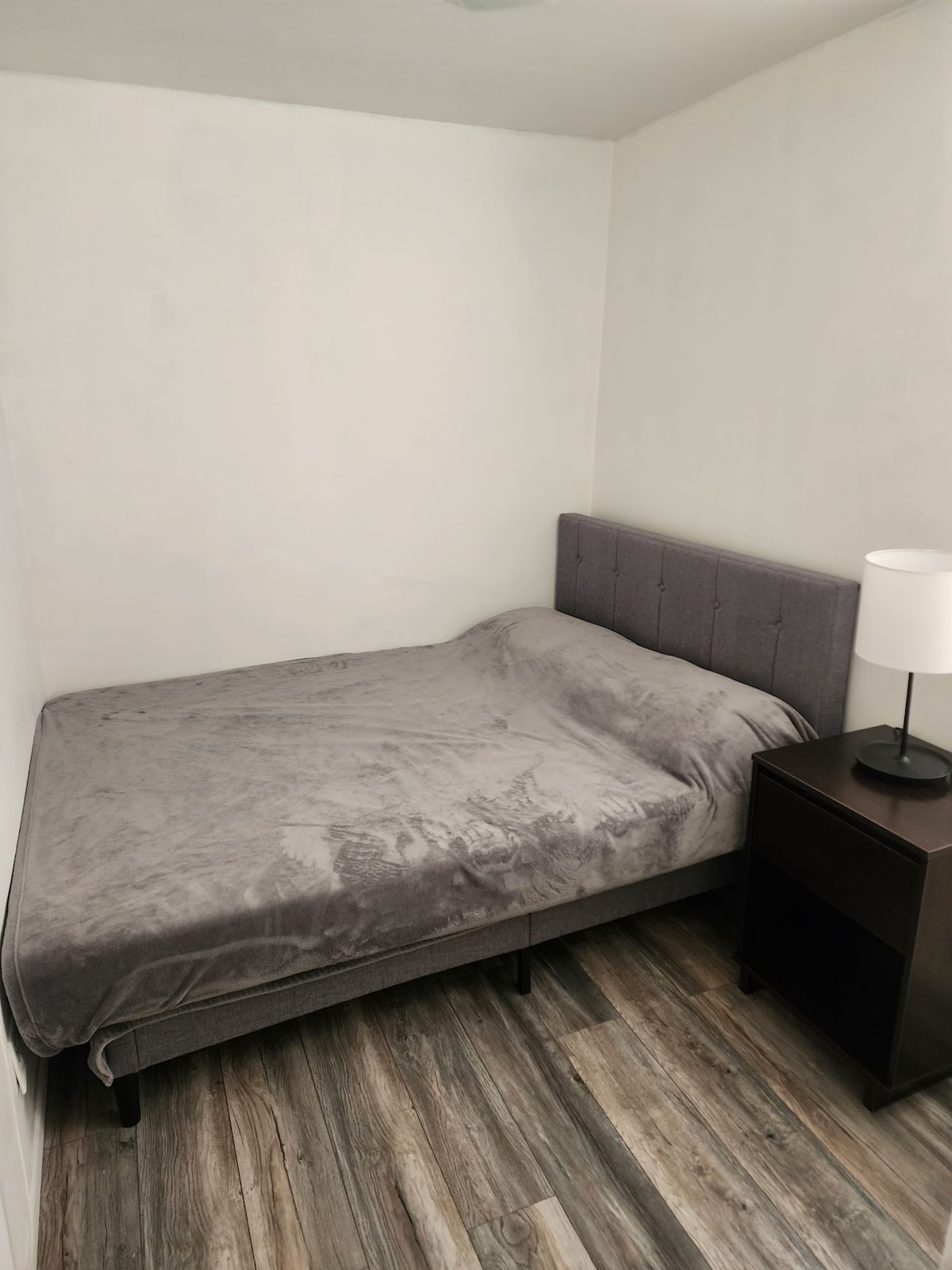 a room available in Chinatown!