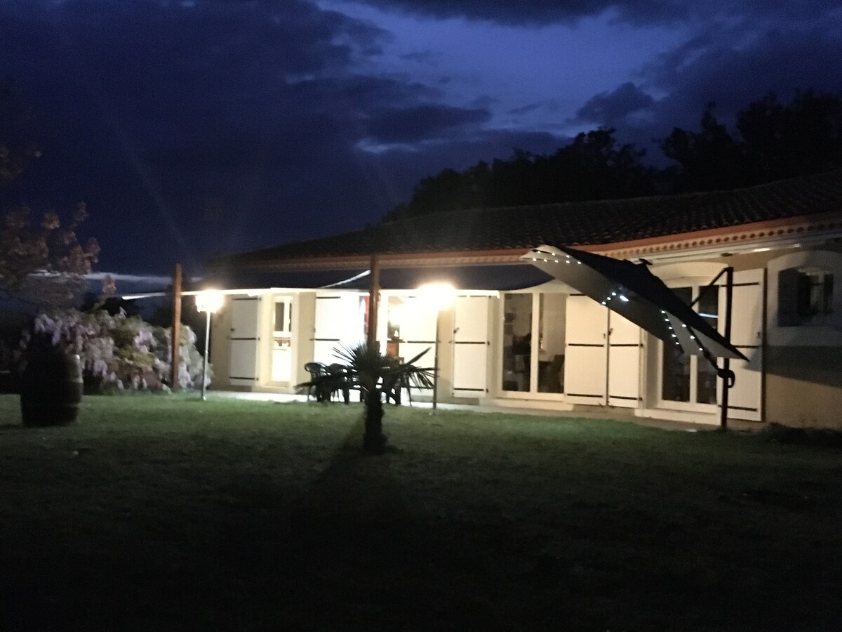 GÎTE CLIMATISÉ AVEC SPA SUR LES HAUTS DE CAHORS