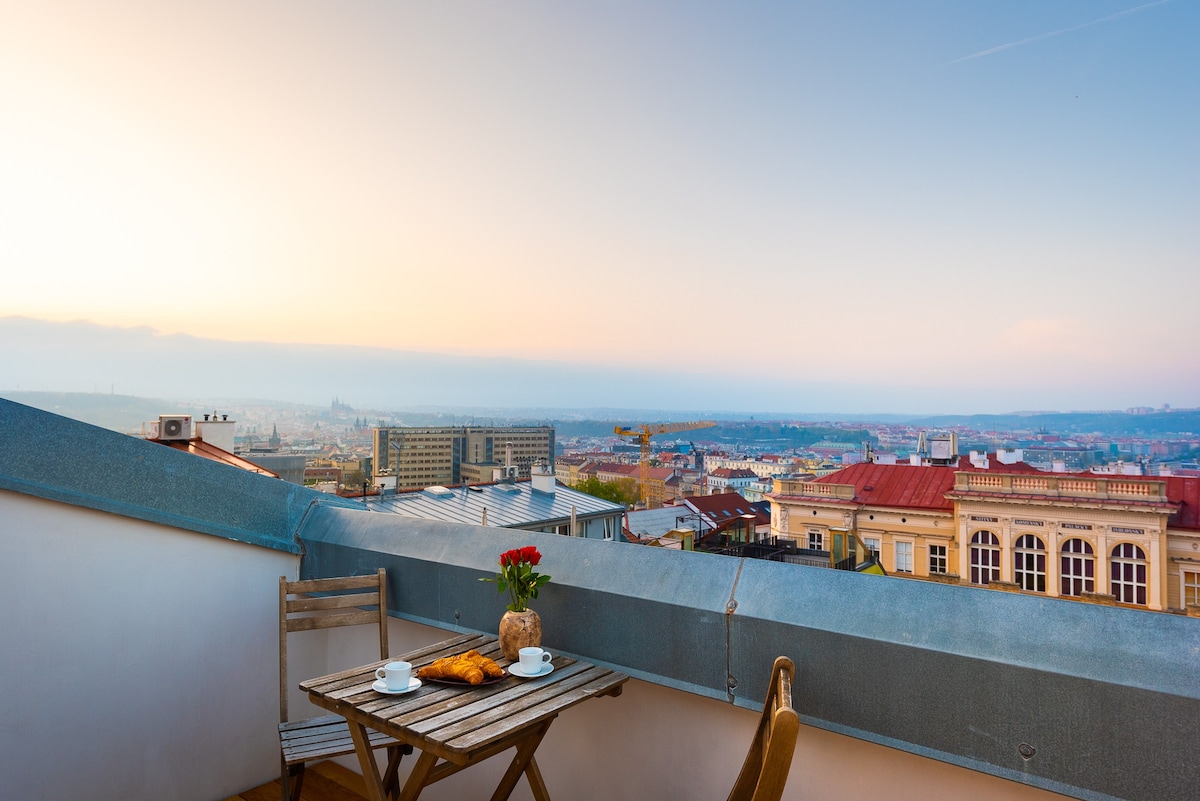 Rooftop studio *Old Prague view* terrace with A/C