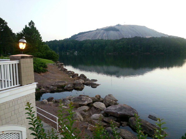 SmokeRiseRetreat Splendor ~ in ~ the Woods Scenic Pool