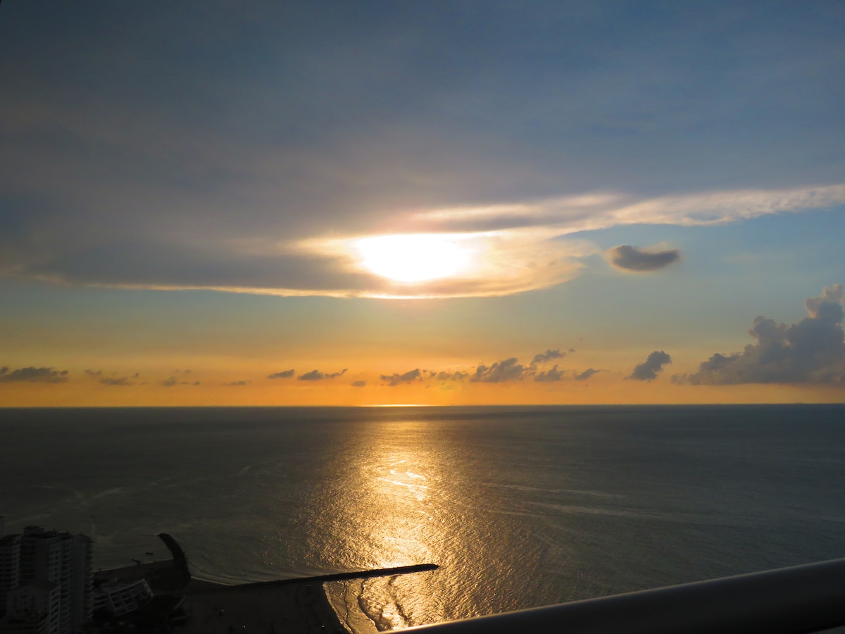 ☀180 °海景海滨35楼顶层泳池☀