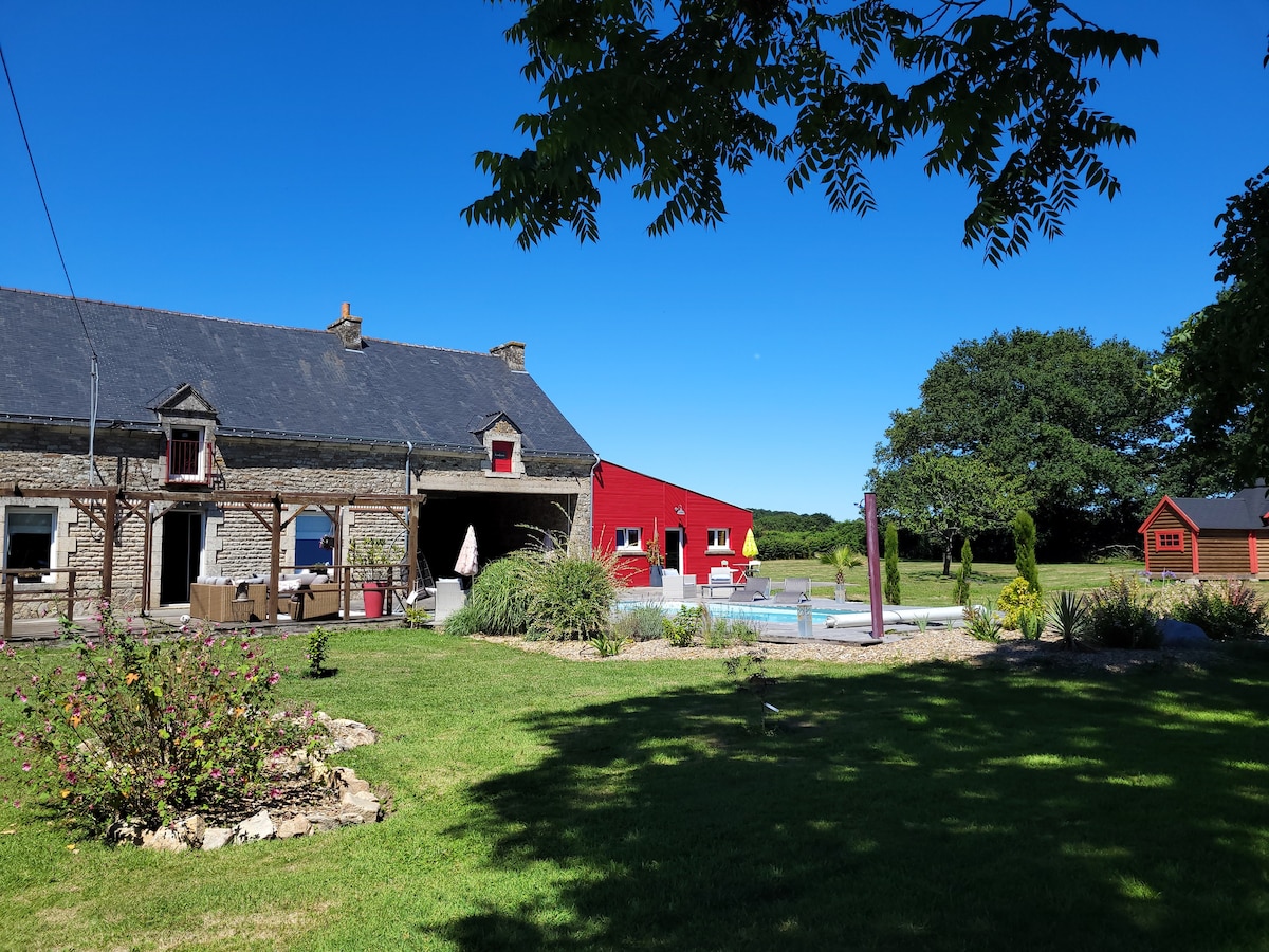 Gîte "Le Coquelicot de Kerselaven" avec piscine