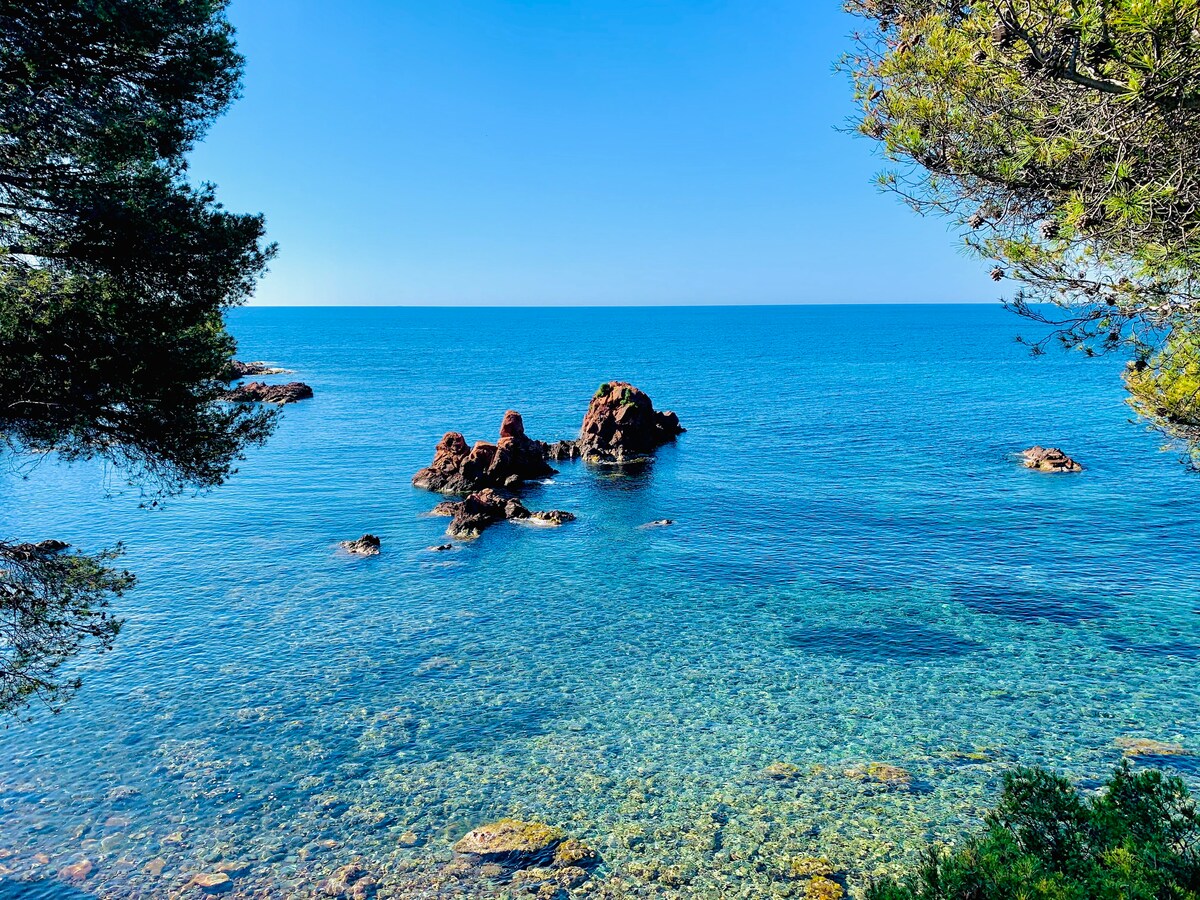 Superbe 6 couchages / terrasse à 2 pas de la mer