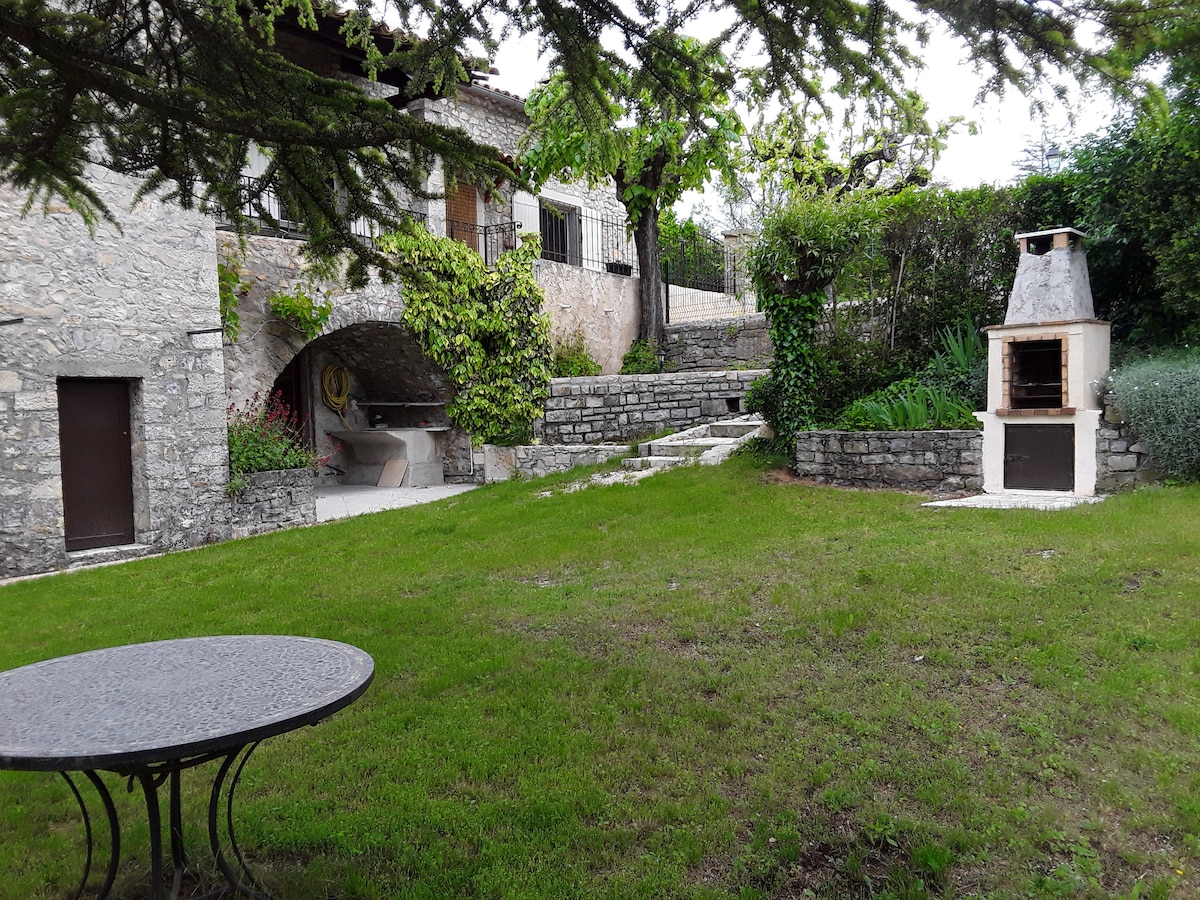 Gîte de caractère, secteur Ventoux Baronnies