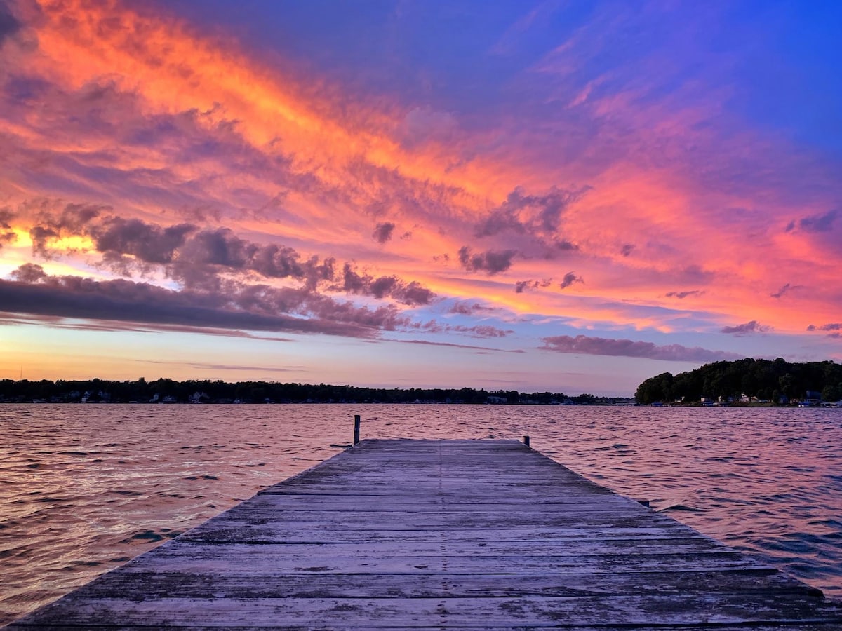 COTTAGE on LAKE SIMCOE -4卧室/2WSHRMS