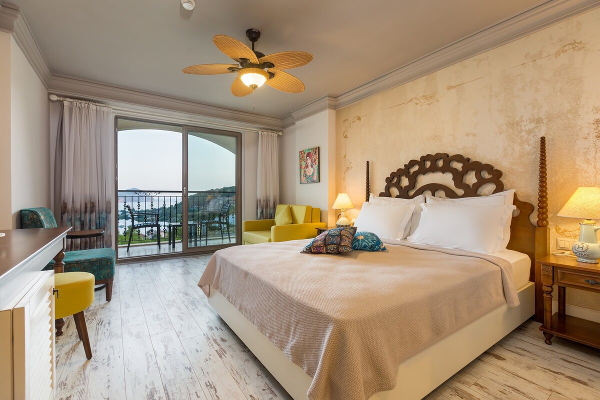 Triple Room with Sea View | Esperanza Hotel