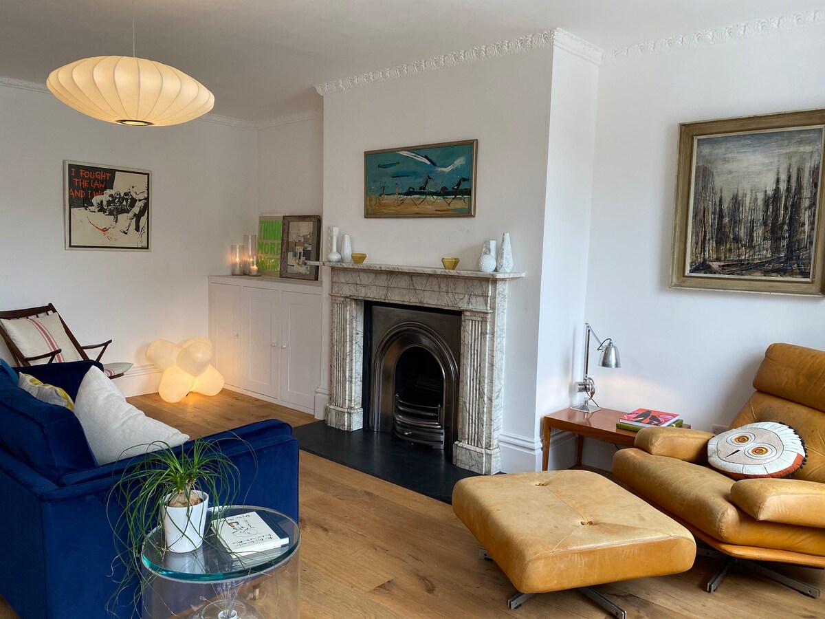 Stunning Flat in The Heart of Midhurst Old Town