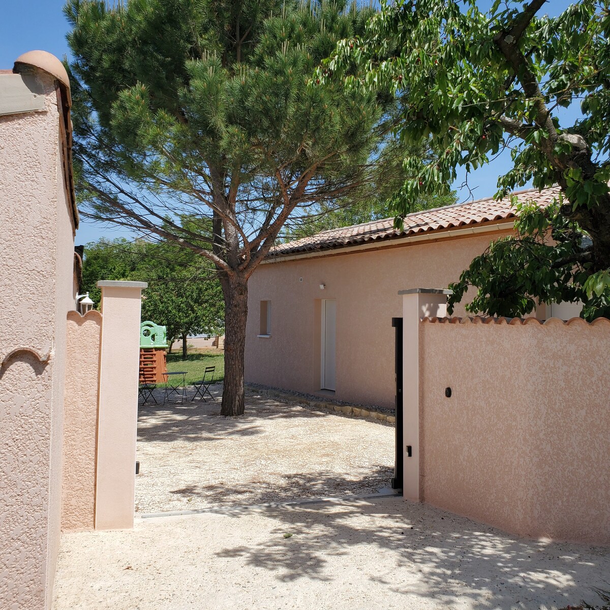 Emma小屋，安静，位于Ardèche市中心