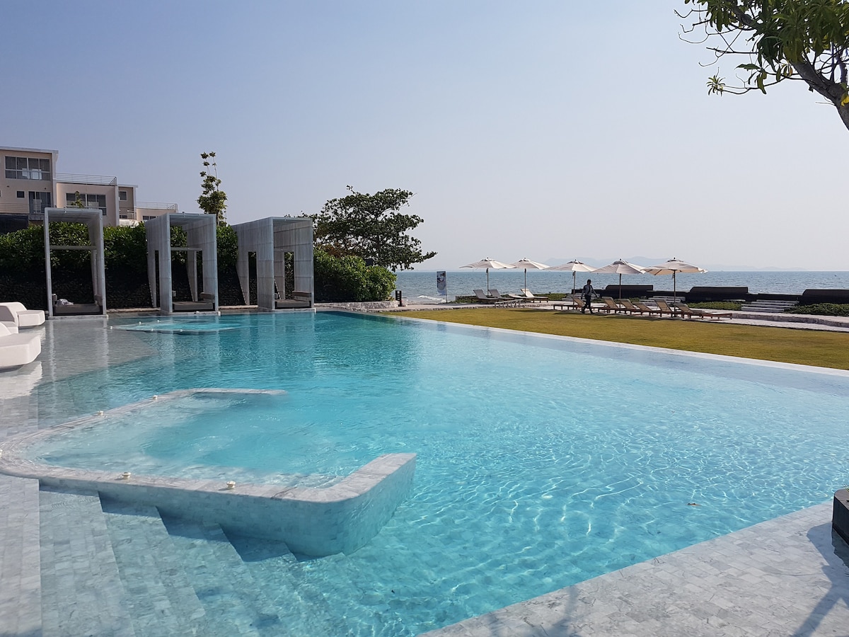 2卧室，毗邻海滩，芭提雅Veranda酒店公寓（ Veranda Residence Pattaya ） ，可观赏海景