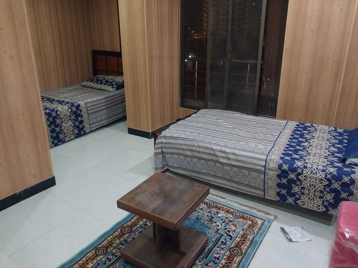 1 Bed with living area n Kitchen