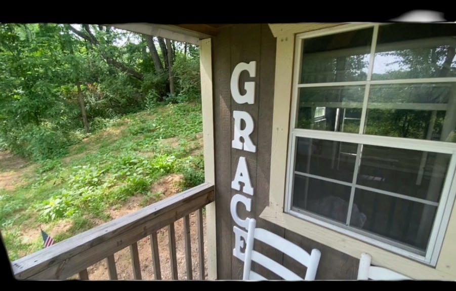 Cabins at Rainbow Farms "Grace"