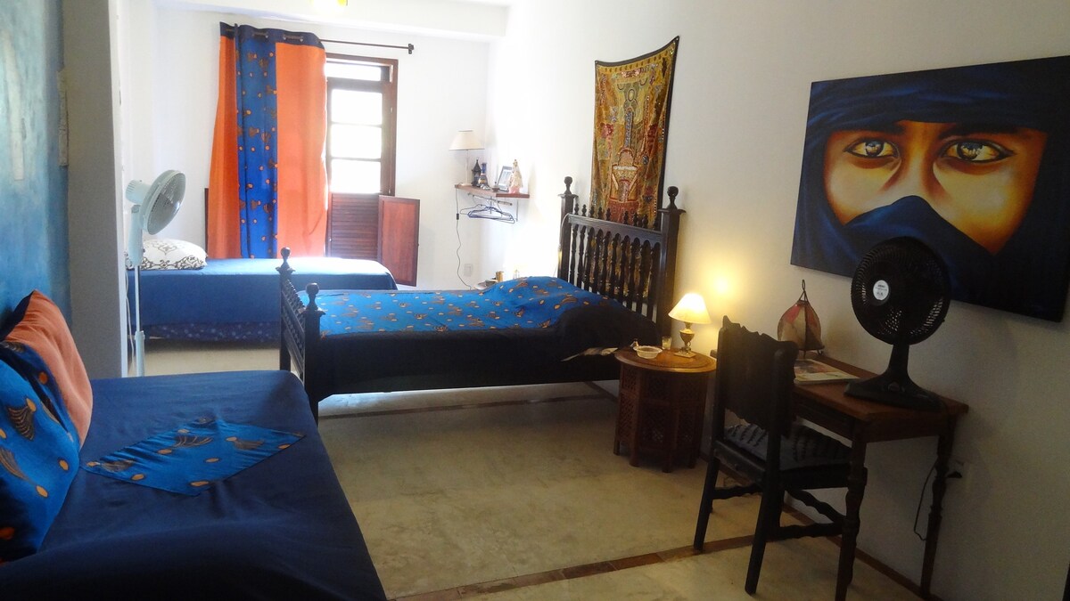 Maroc room 4pers  Storic Center B&B