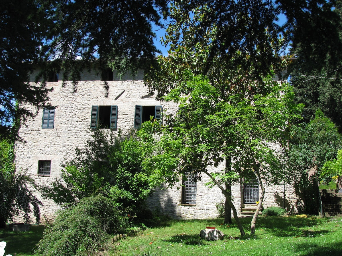 A Cool, Quiet Oasis in the Umbrian Hills.