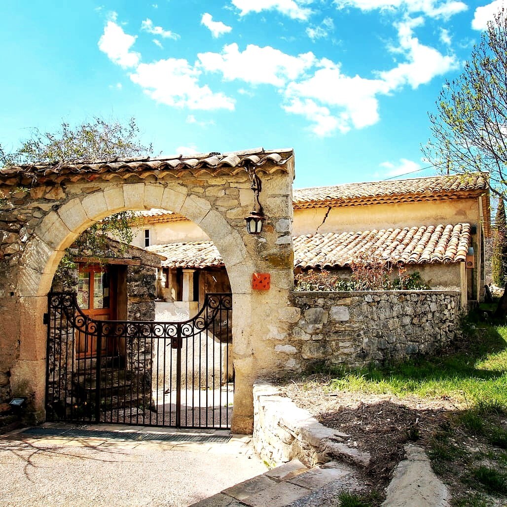 chambre d' hôte pt déjeuner Mas de reilhanette( 4)