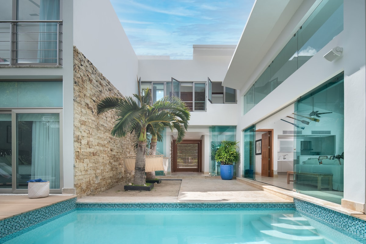 4BR  Modern Villa Jazmines with private pool *****
