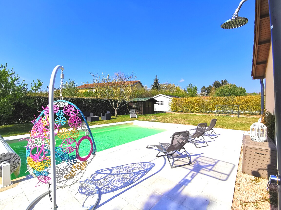 Maison climatisée avec piscine chauffée Beaujolais